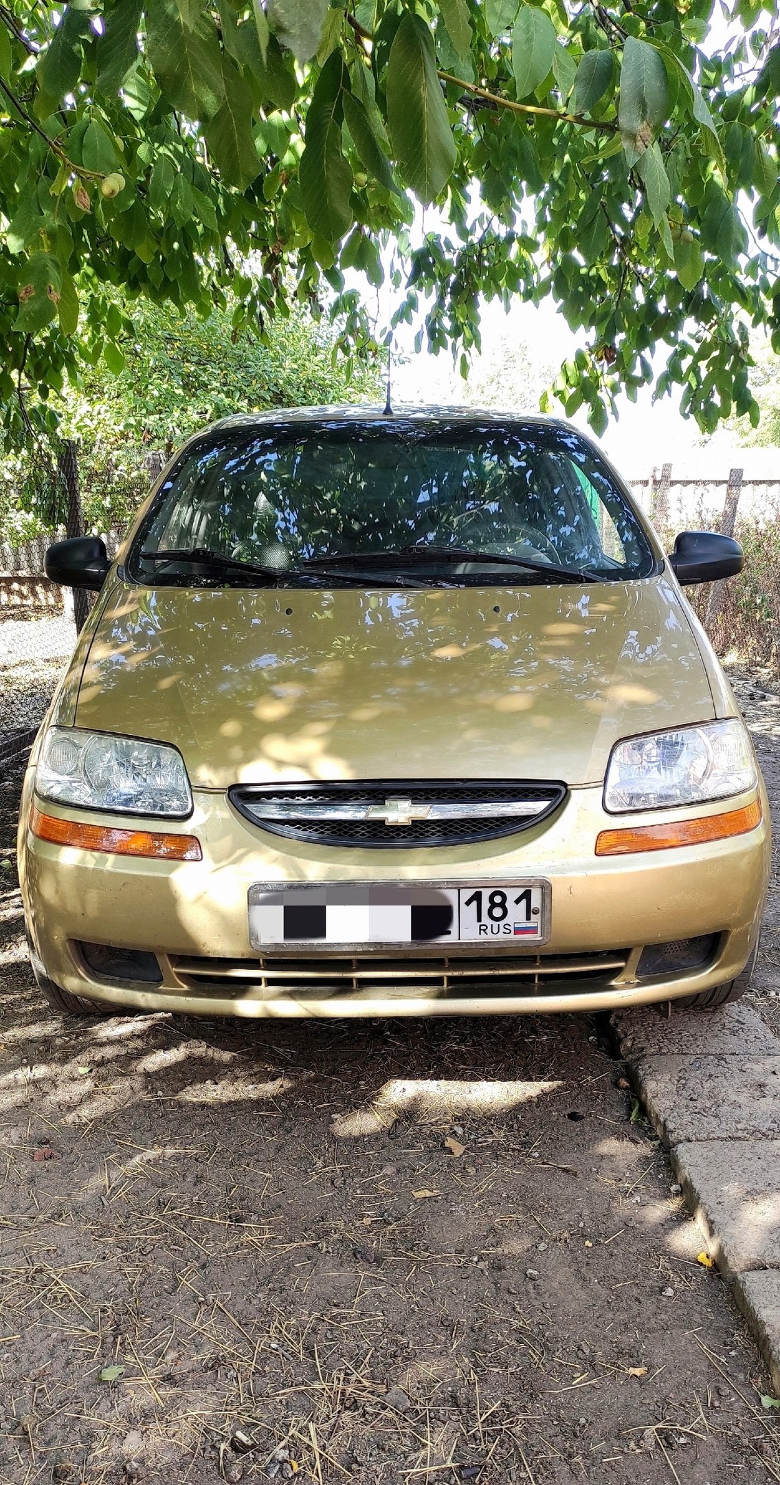 Продам Chevrolet Aveo 2004 год в хорошем состоянии,