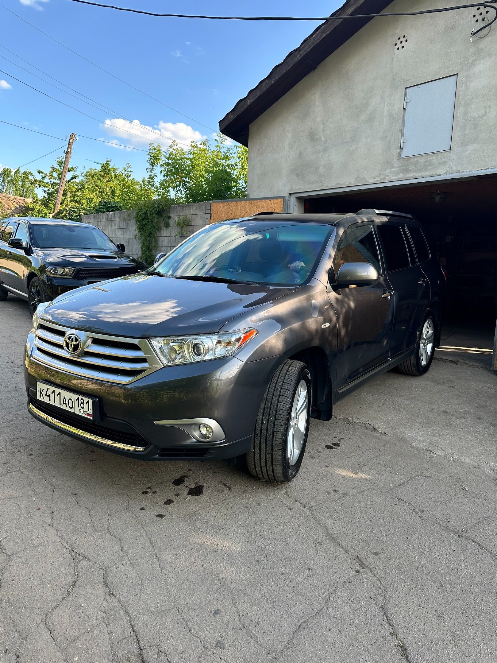 Toyota Highlander AWD 2011 года. Один хозяин, машина