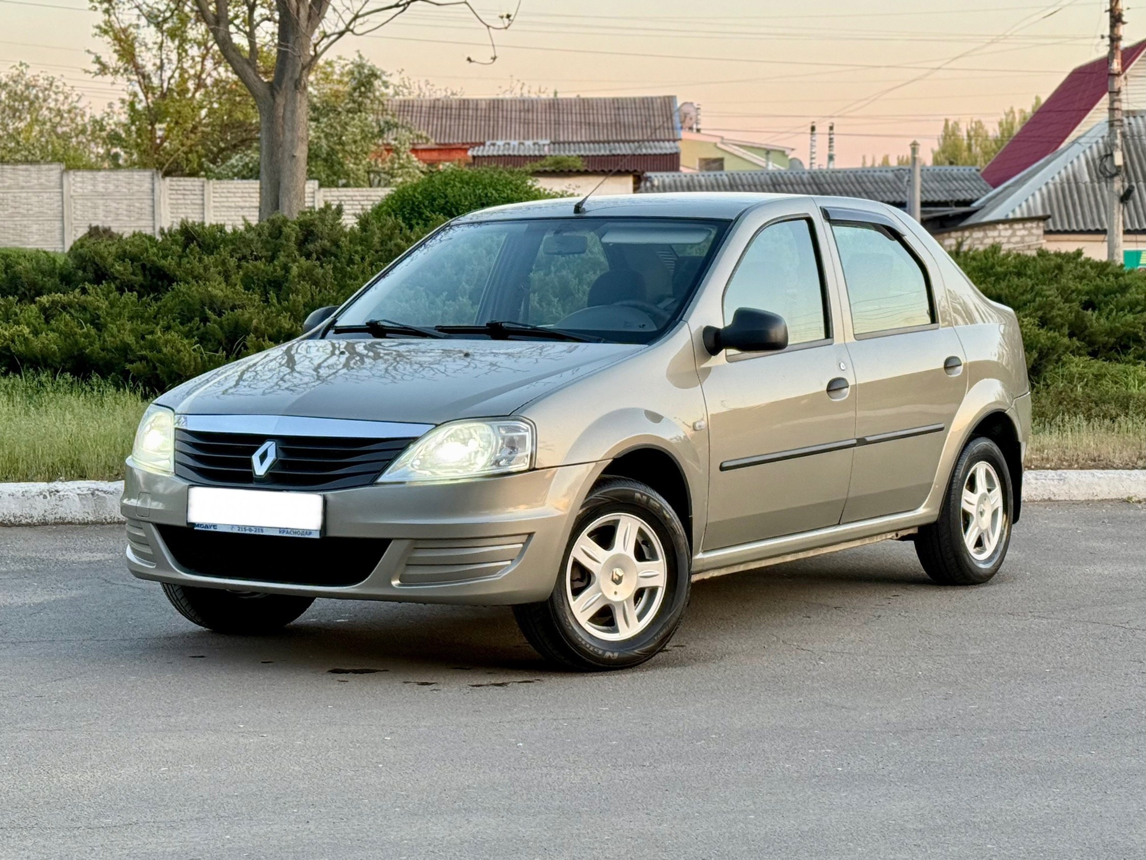 В продаже в Луганске Марка: Renault Logan(Рено Логан)