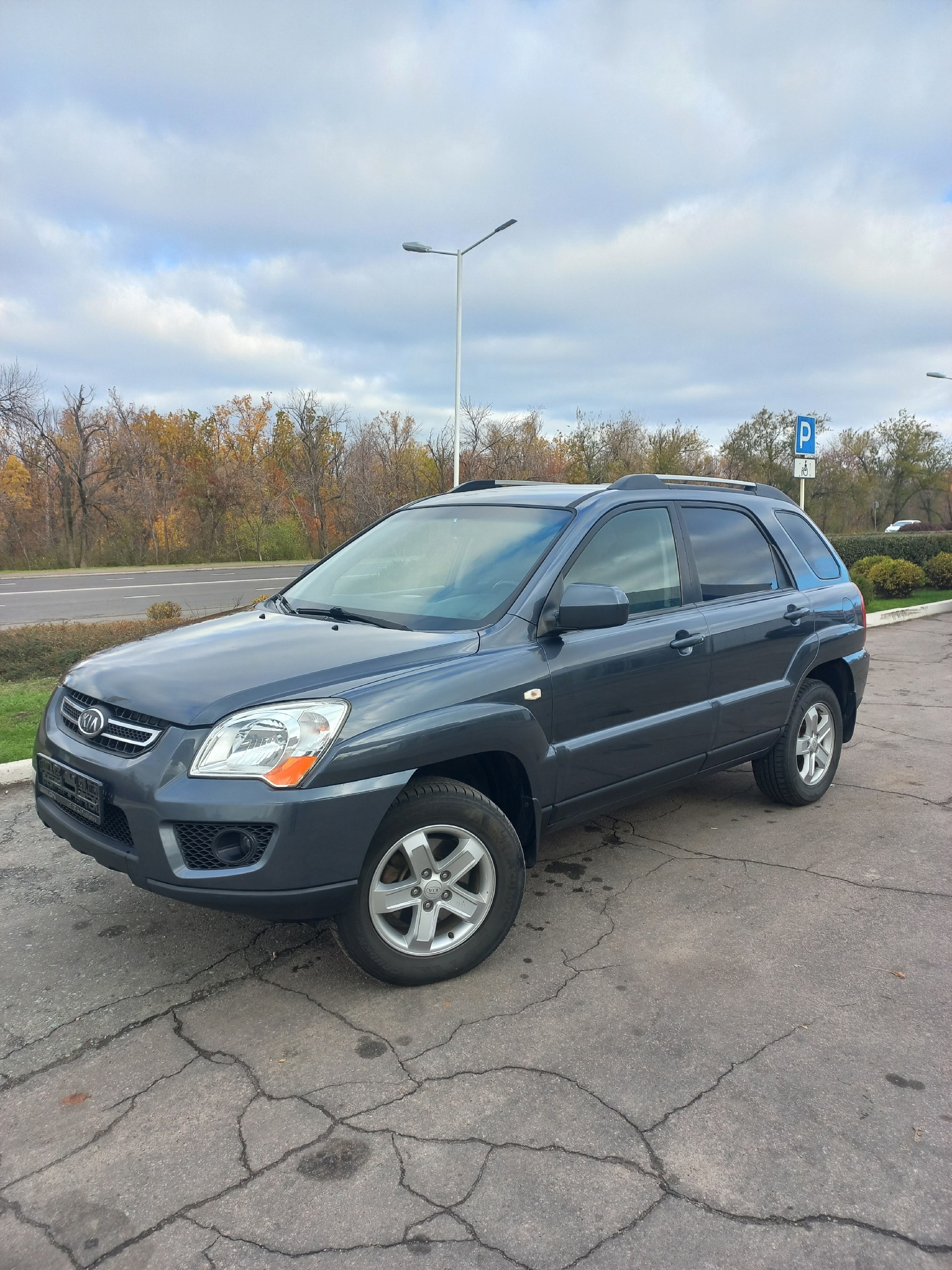 Kia Sportage 2.0 бензин, механика 2010г (рестайлинг). Зелёная