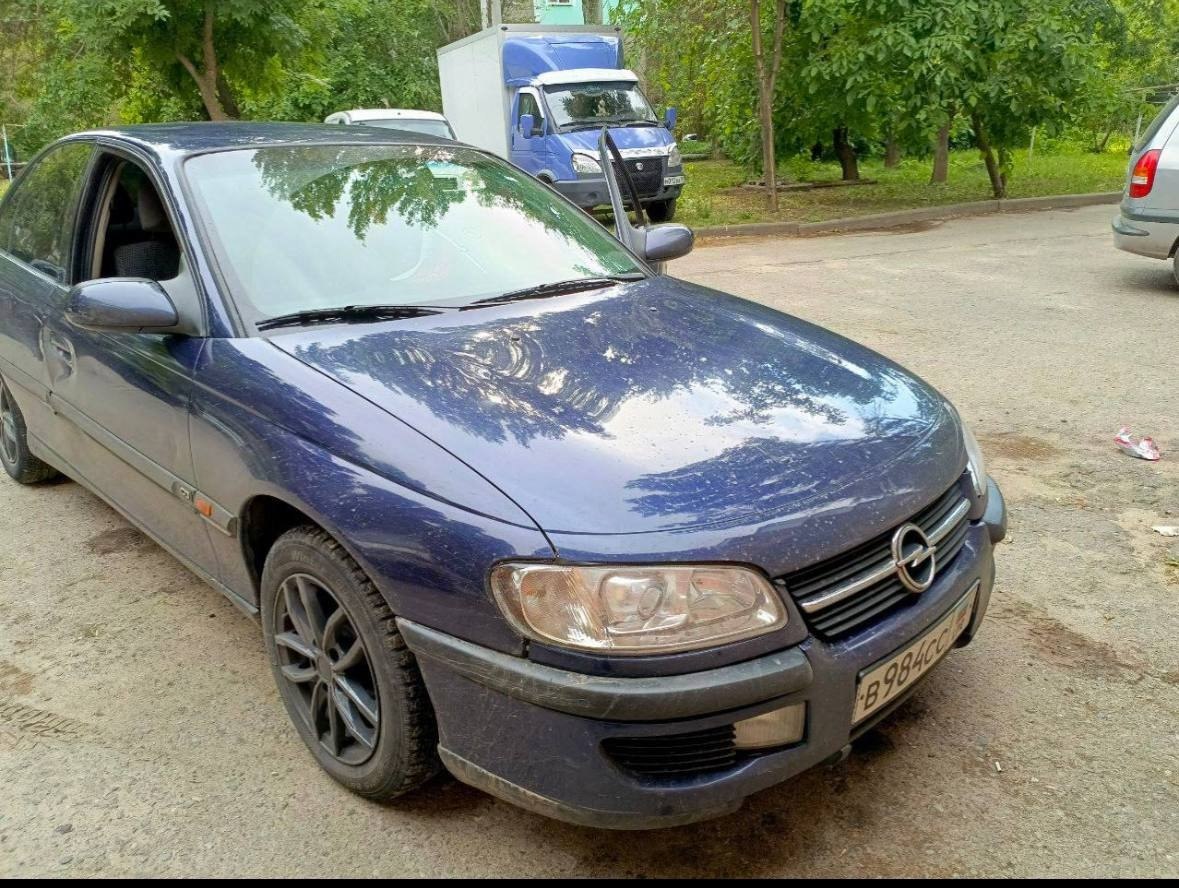 Opel Omega B, 1998г, 2л бензин, задний привод,